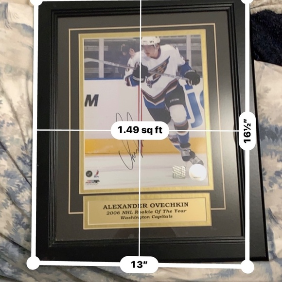 Autographed 2006 Rookie of the Year Alexander Ovechkin 8" x 10" Photo with Frame - Picture 2 of 10